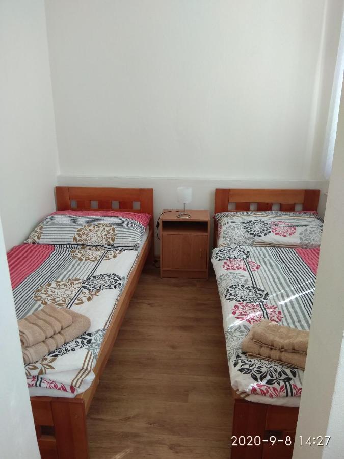 Restaurace Alvi Hotel Ostrava Eksteriør billede