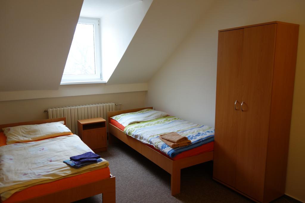 Restaurace Alvi Hotel Ostrava Eksteriør billede
